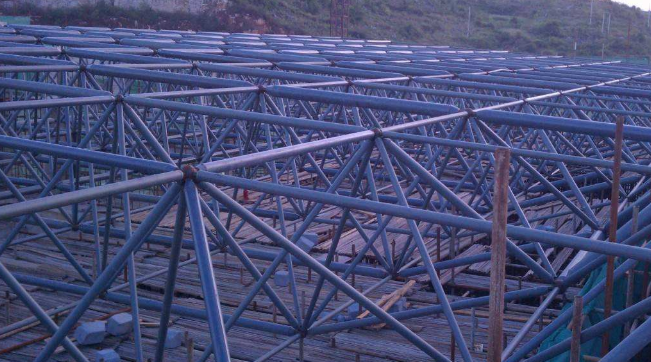 马鞍山概述网架加工中对钢材的质量的过细恳求